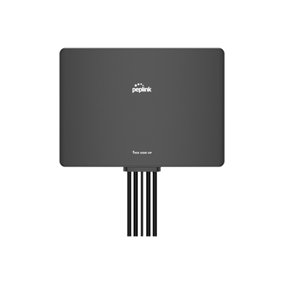 Peplink Slim 22G 1 Peplink Slim 22G IP67-rated dual-band 5G LTE antenna with GPS